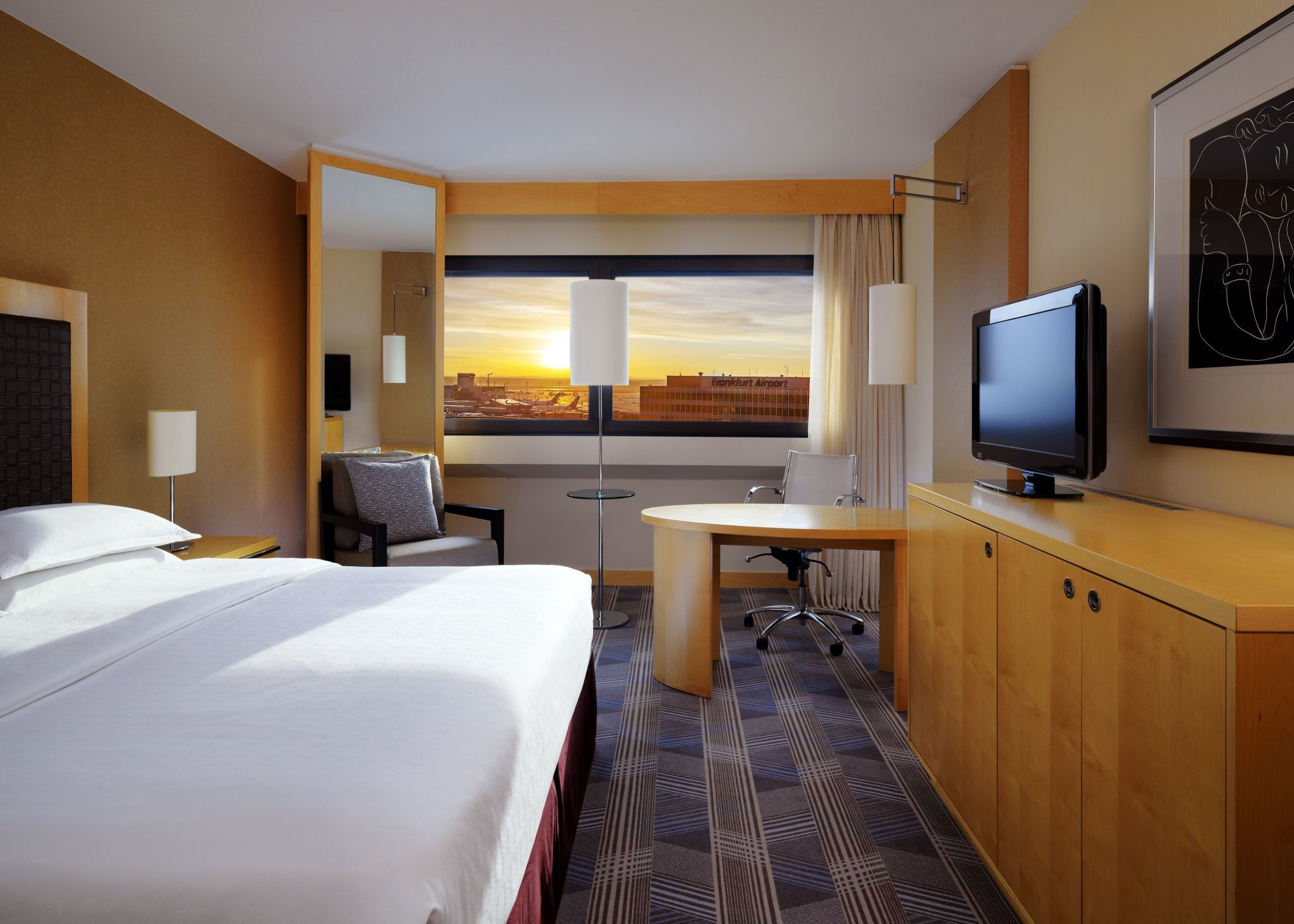 Sheraton Frankfurt Airport Park Sleep Fly www.sheratonfrankfurtairport.com